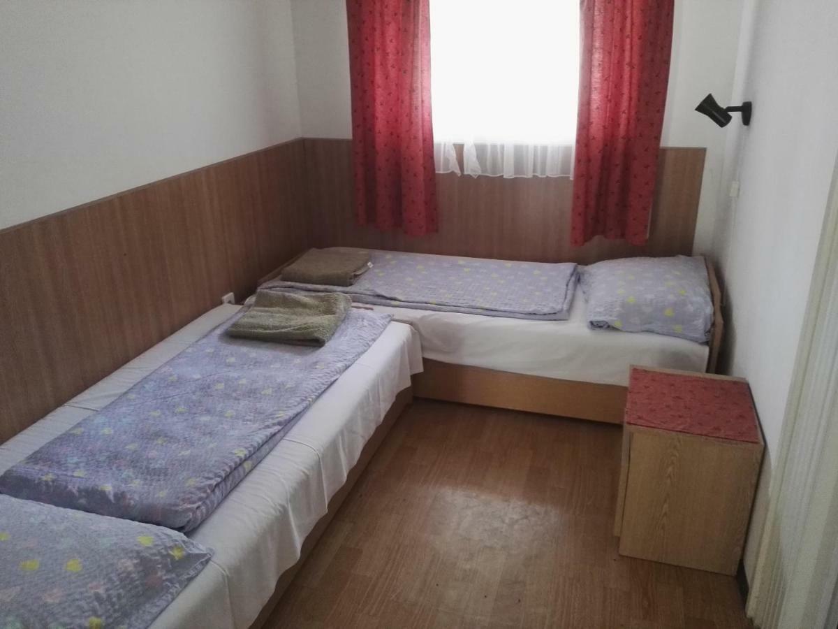 Hegyhátszentjakab Vadasa Motel Es Etterem מראה חיצוני תמונה